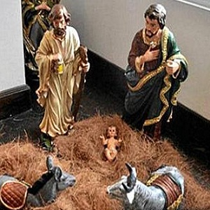 The couple’s nativity scene (Photo: Daily Mail)