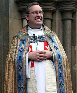 Holdsworth disse gays deveriam poder se casar na igreja (Foto: Stewart D MacfarIane)