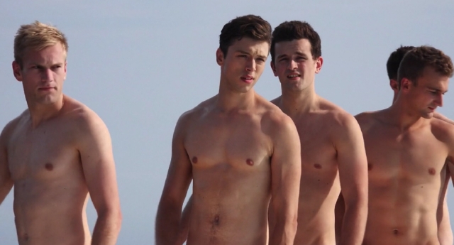 University of Warwick rowing team strip off for nude 