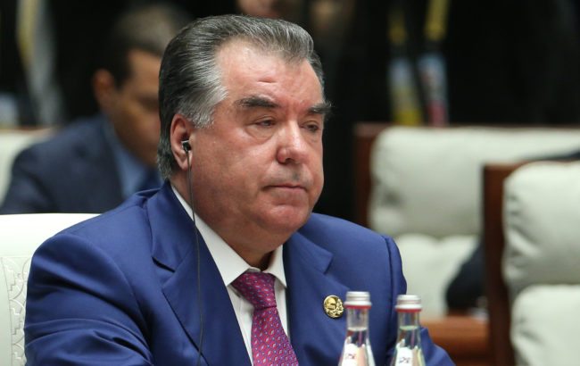 Tajikistan's President Emomali Rakhmon attends the Dialogue of Emerging Market and Developing Countries on the sidelines of the 2017 BRICS Summit in Xiamen, southeastern China's Fujian Province on September 5, 2017. Xi opened the annual summit of BRICS leaders that already has been upstaged by North Korea's latest nuclear weapons provocation. / AFP PHOTO / POOL / WU HONG        (Photo credit should read WU HONG/AFP/Getty Images)