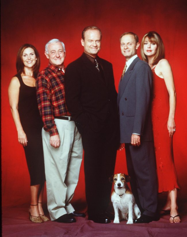 374594 01: 10/99 Kelsey Grammer, Peri Gilpin, Jane Leeves, John Mahoney, Moose the Dog, and David Hyde Pierce stars in the NBC series "Fraiser." Photo NBC