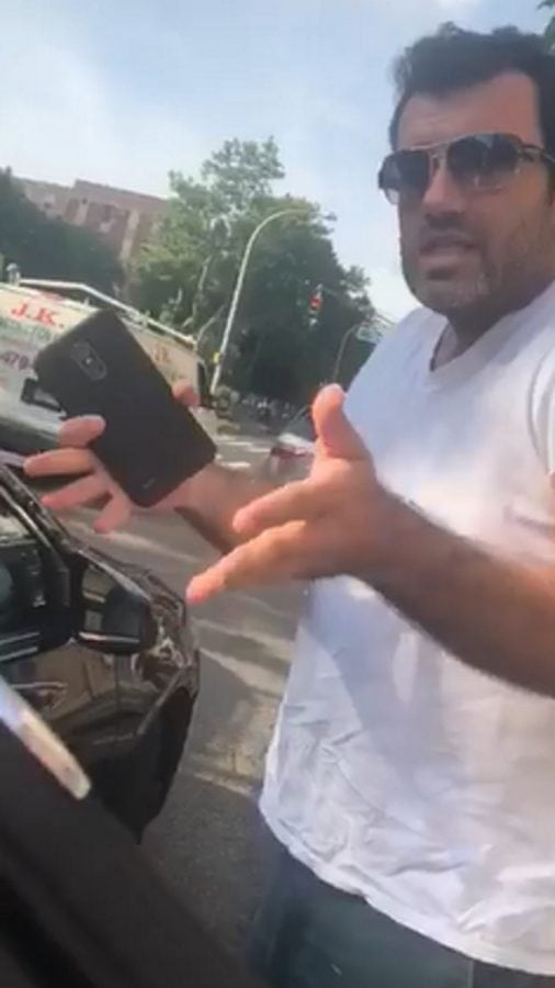 Uber Driver Kicks Lesbian Couple Out Of His Car For Kissing