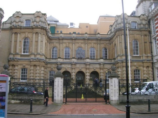 Reading Crown Court, where Richard Dowling and Annette Breakspear were sentenced