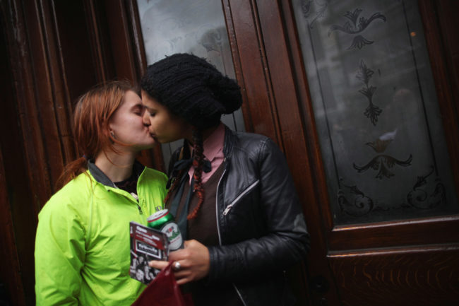 LGBT+ kiss